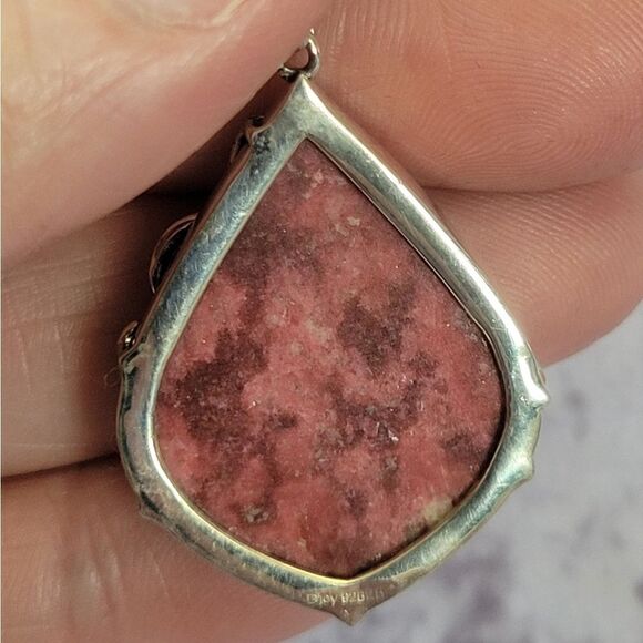 Norwegian Thulite Solitare Pendant - Picture 4 of 10